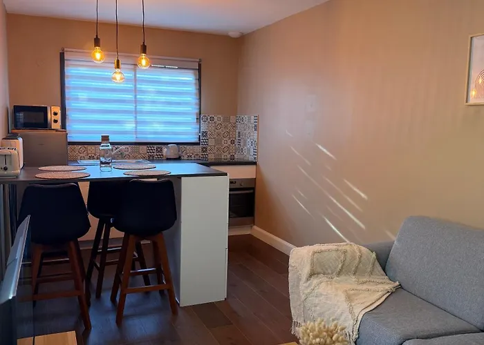 La Maison De Villenouvelle